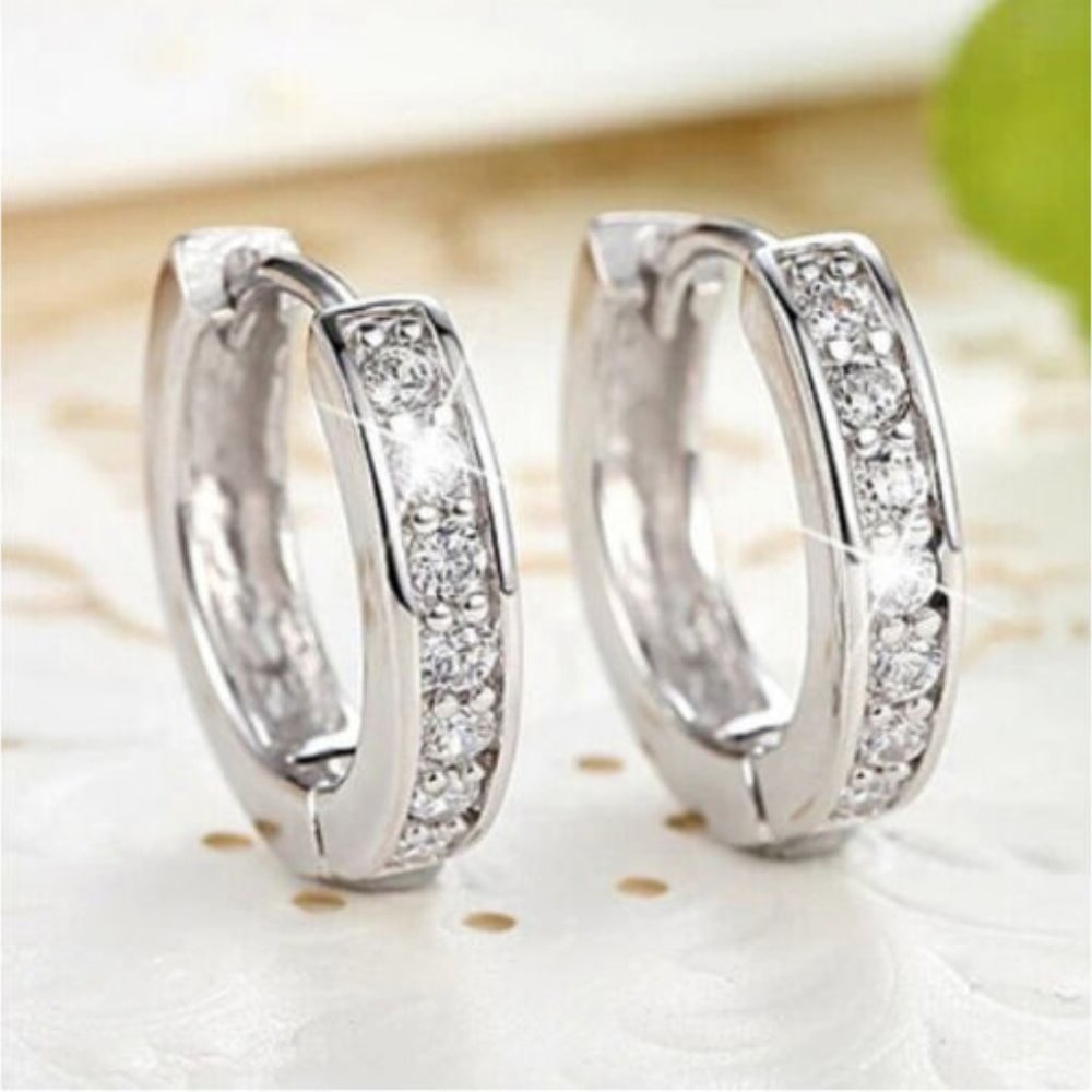 18K White Gold Filled Sapphire Diamond Zircon Hoop Earrings 13mm Party Gift